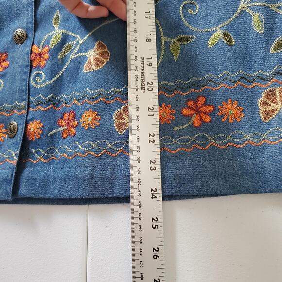 Falls Creek Jacket Women XL Blue Denim Embroidered Floral Button Front Boho Fall - Picture 6 of 8